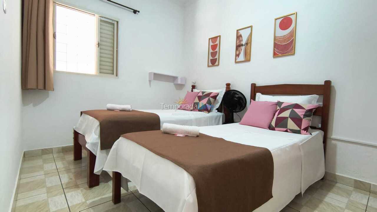 Casa para alquiler de vacaciones em Franca (Rua Santa Catarina 650)