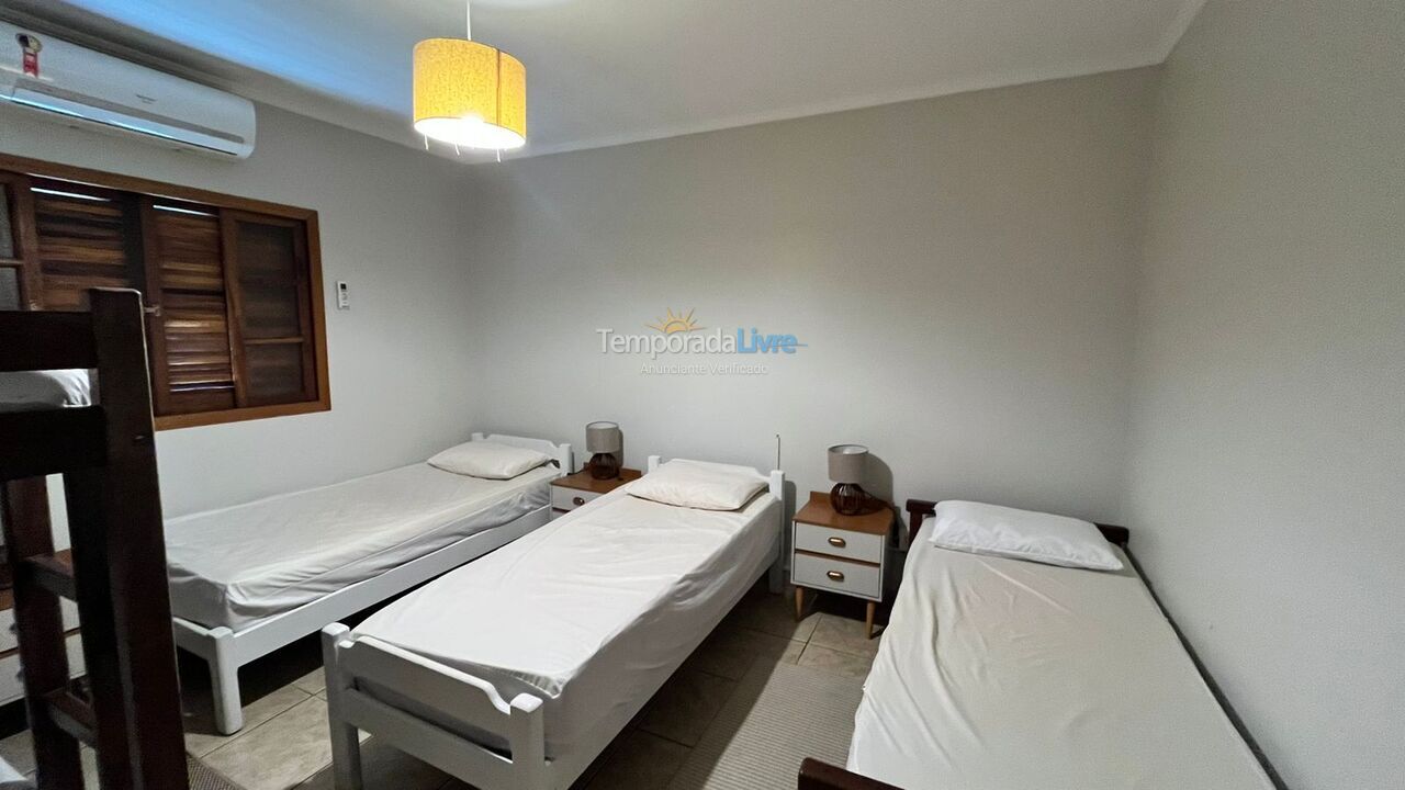 Casa para alquiler de vacaciones em Ubatuba (Praia Grande)