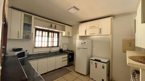 Acogedora casa con piscina