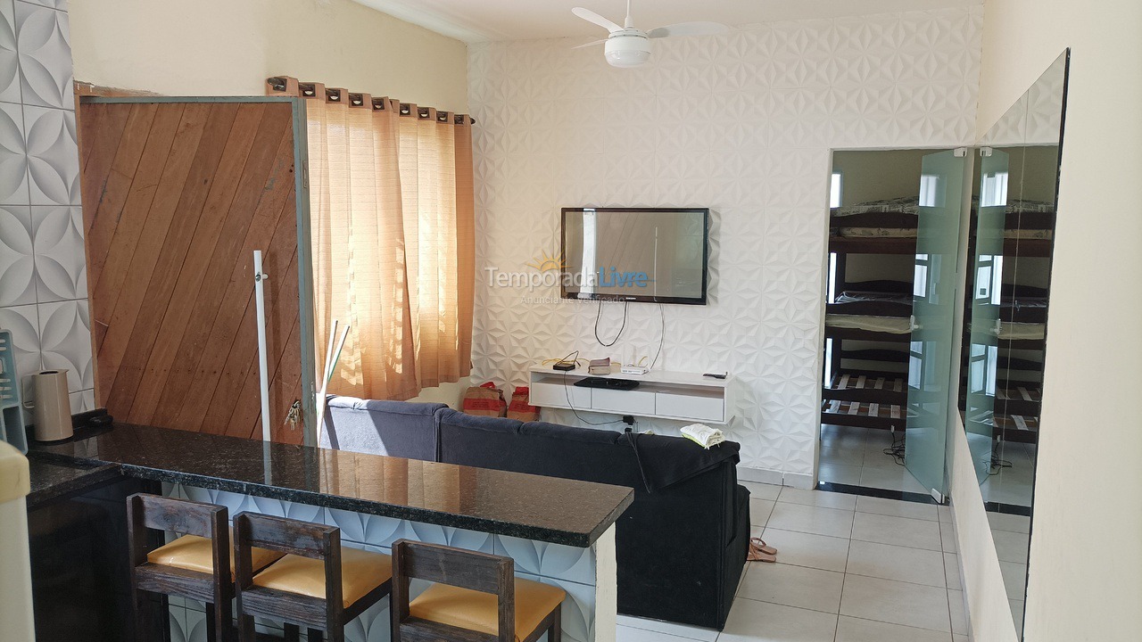 Casa para aluguel de temporada em Mongaguá (Mongaguá)