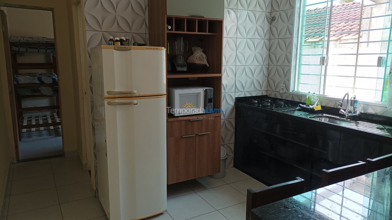 Casa para aluguel de temporada em Mongaguá (Mongaguá)