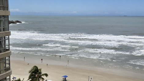 Full oceanfront view, 3 suites available for Christmas and New Year's Eve.