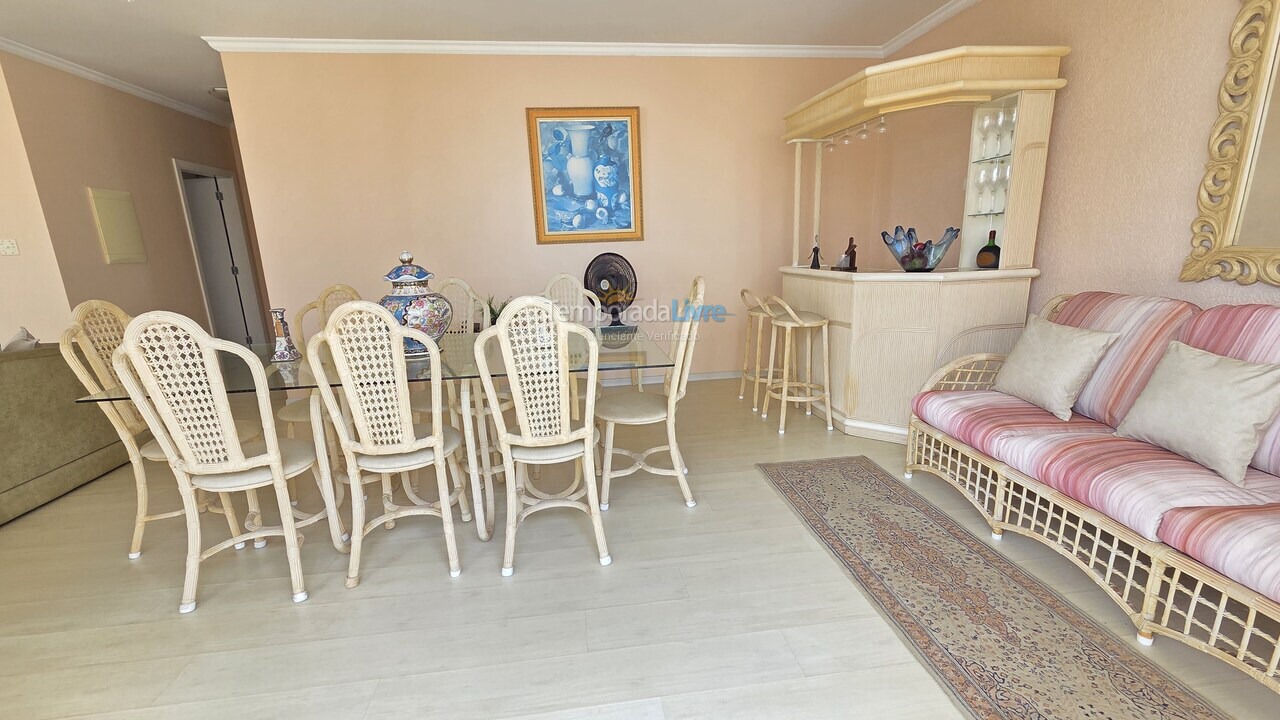 Apartment for vacation rental in Guarujá (Pitangueiras)