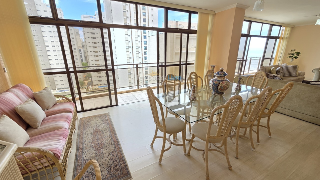 Apartment for vacation rental in Guarujá (Pitangueiras)