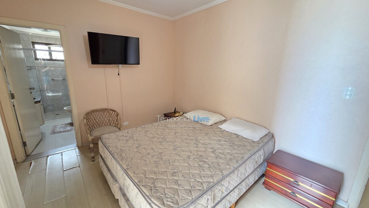 Apartment for vacation rental in Guarujá (Pitangueiras)