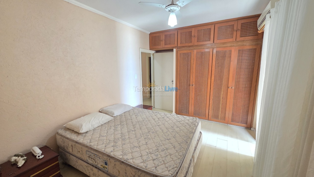 Apartment for vacation rental in Guarujá (Pitangueiras)