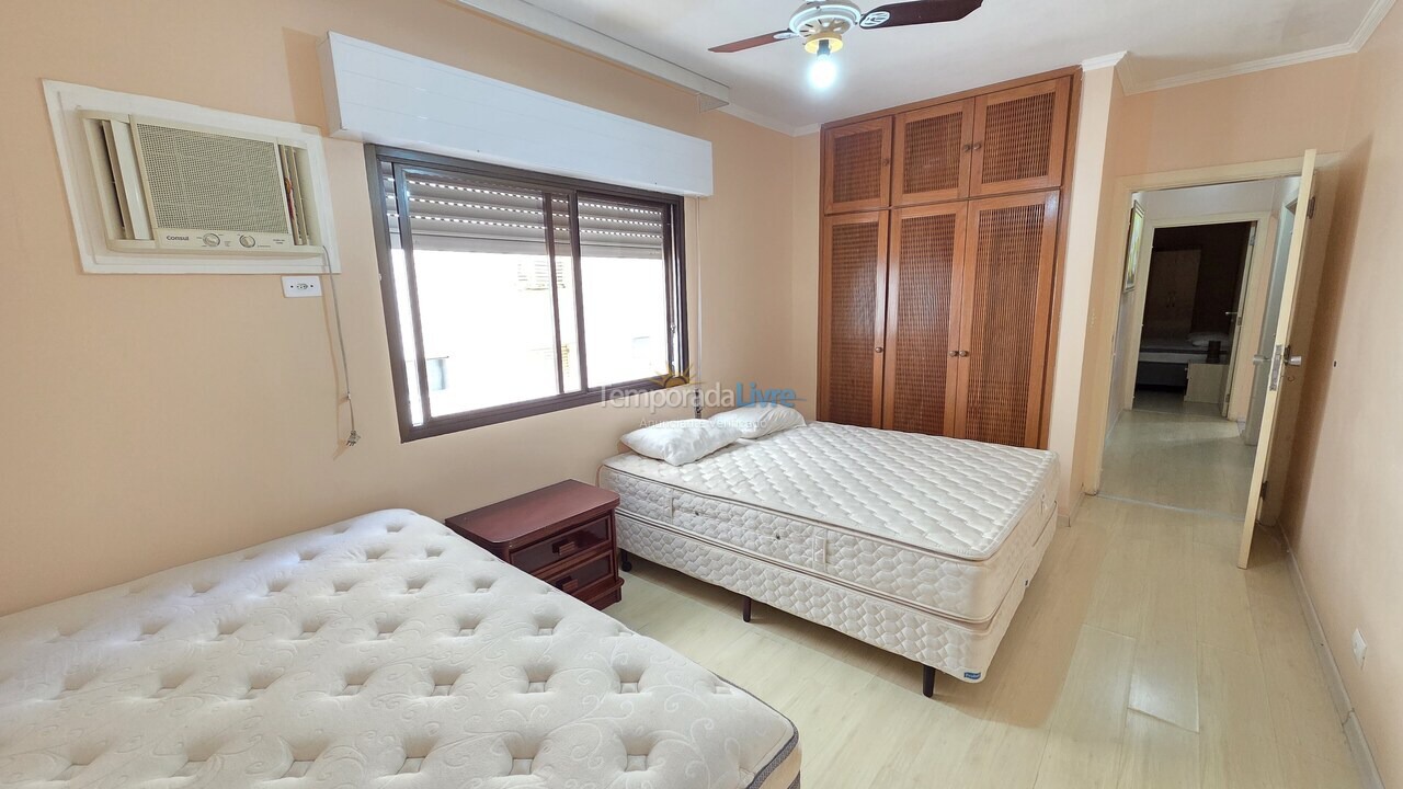 Apartment for vacation rental in Guarujá (Pitangueiras)