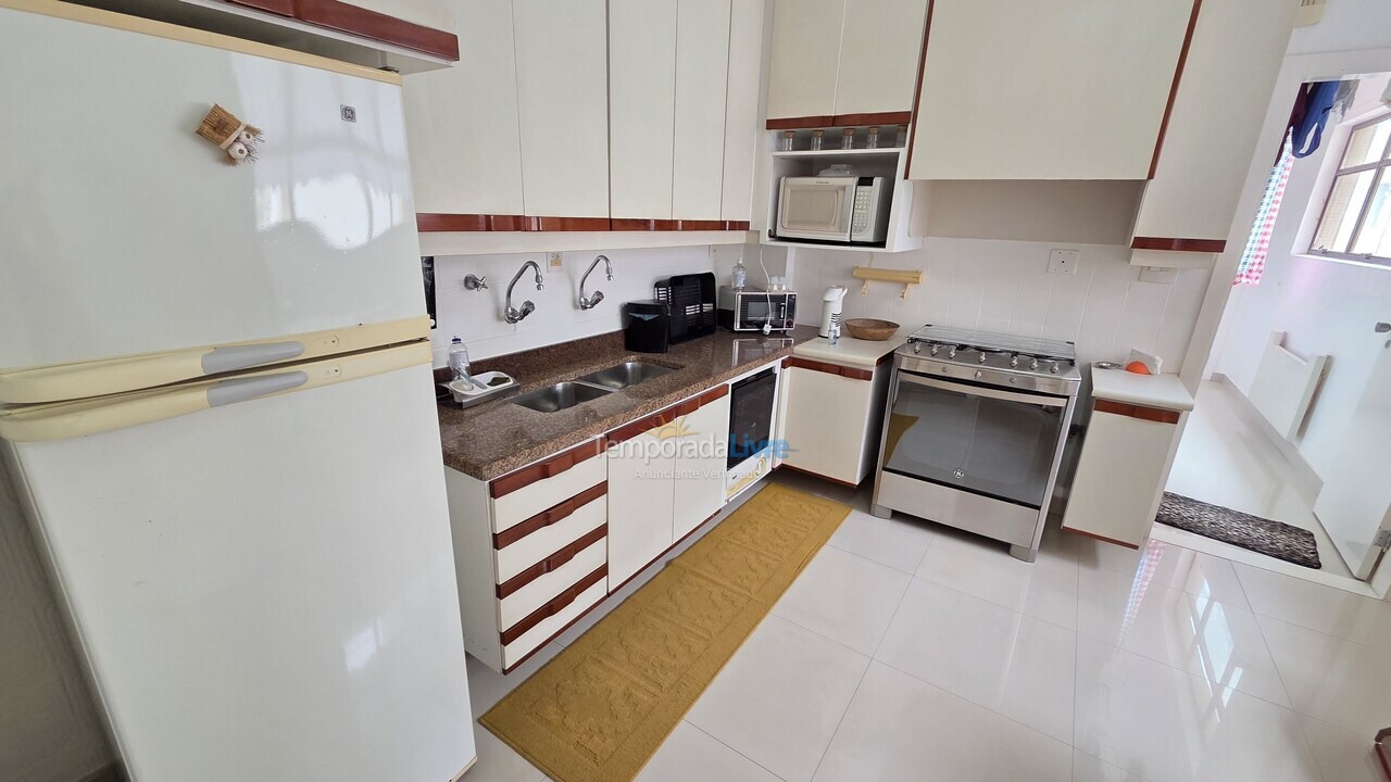 Apartment for vacation rental in Guarujá (Pitangueiras)