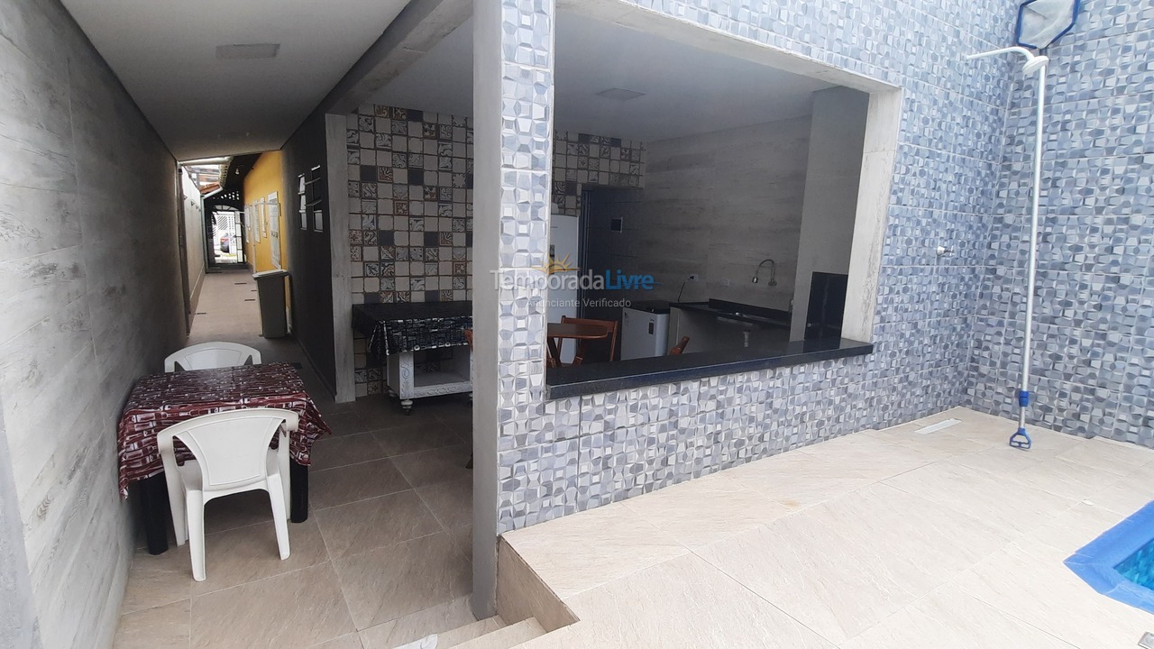 Casa para alquiler de vacaciones em Praia Grande (Balneário Maracanã)