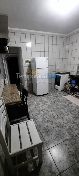 Casa para alquiler de vacaciones em Praia Grande (Balneário Maracanã)