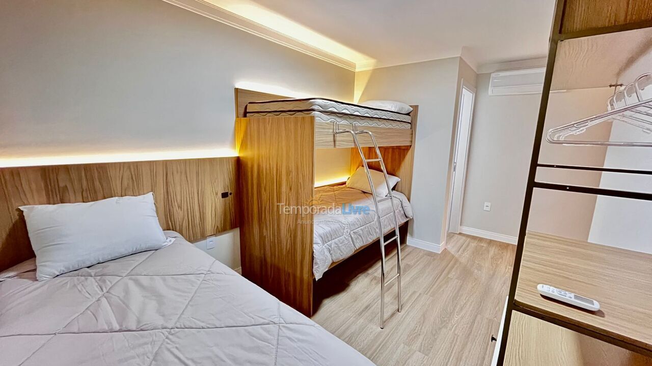 Apartamento para alquiler de vacaciones em Florianopolis (Praia dos Ingleses)