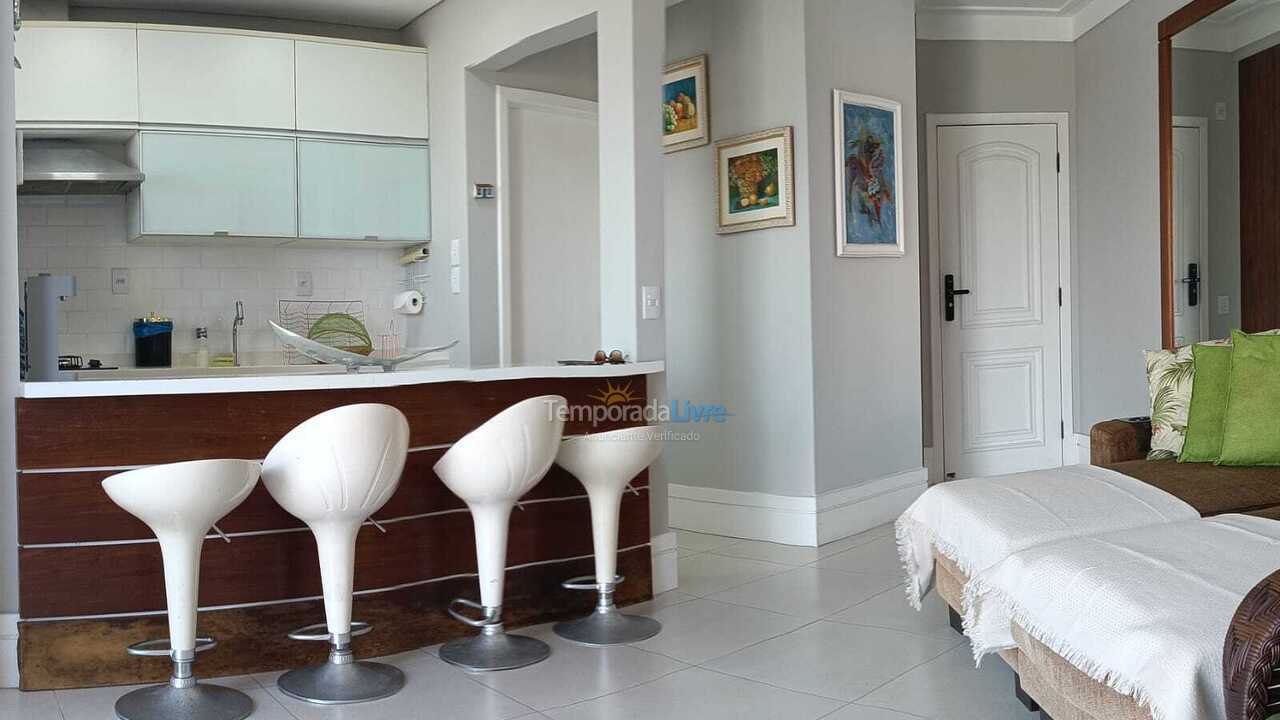 Apartamento para aluguel de temporada em Florianopolis (Praia dos Ingleses)