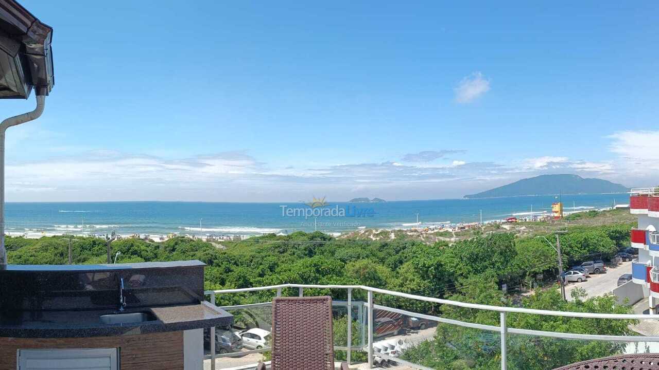 Apartamento para aluguel de temporada em Florianopolis (Praia dos Ingleses)