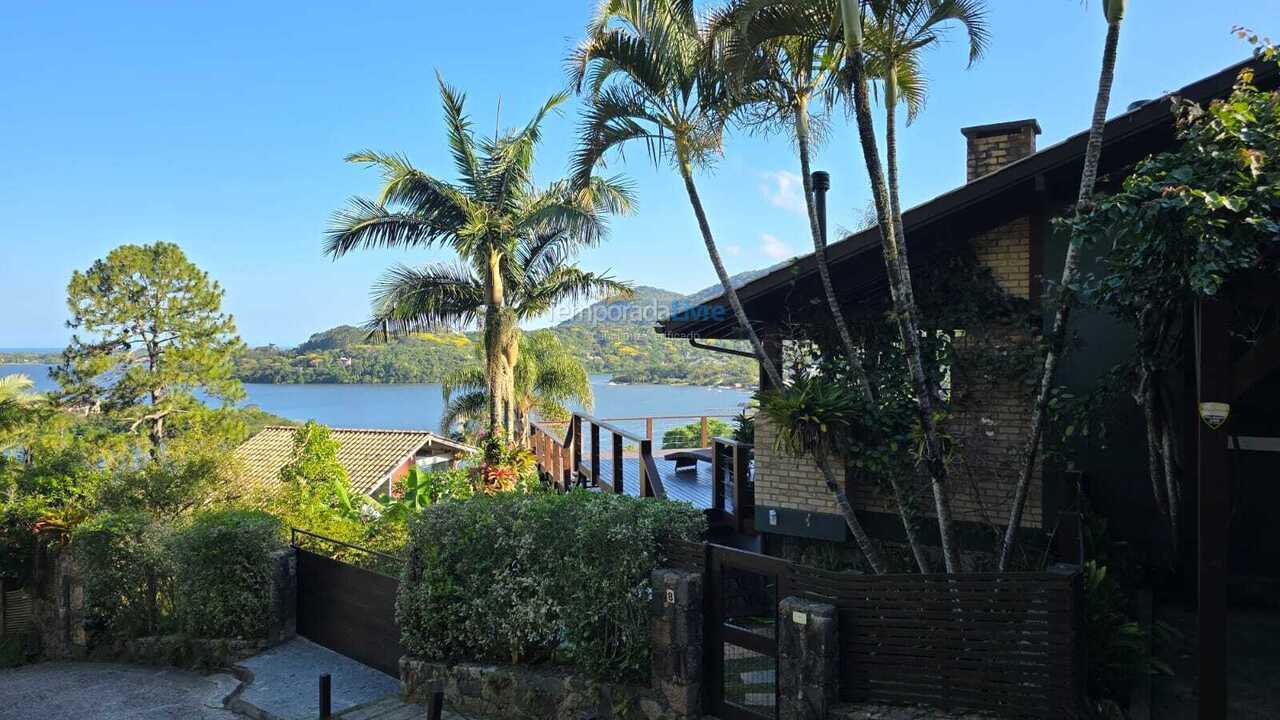 House for vacation rental in Florianópolis (Canto da Lagoa)