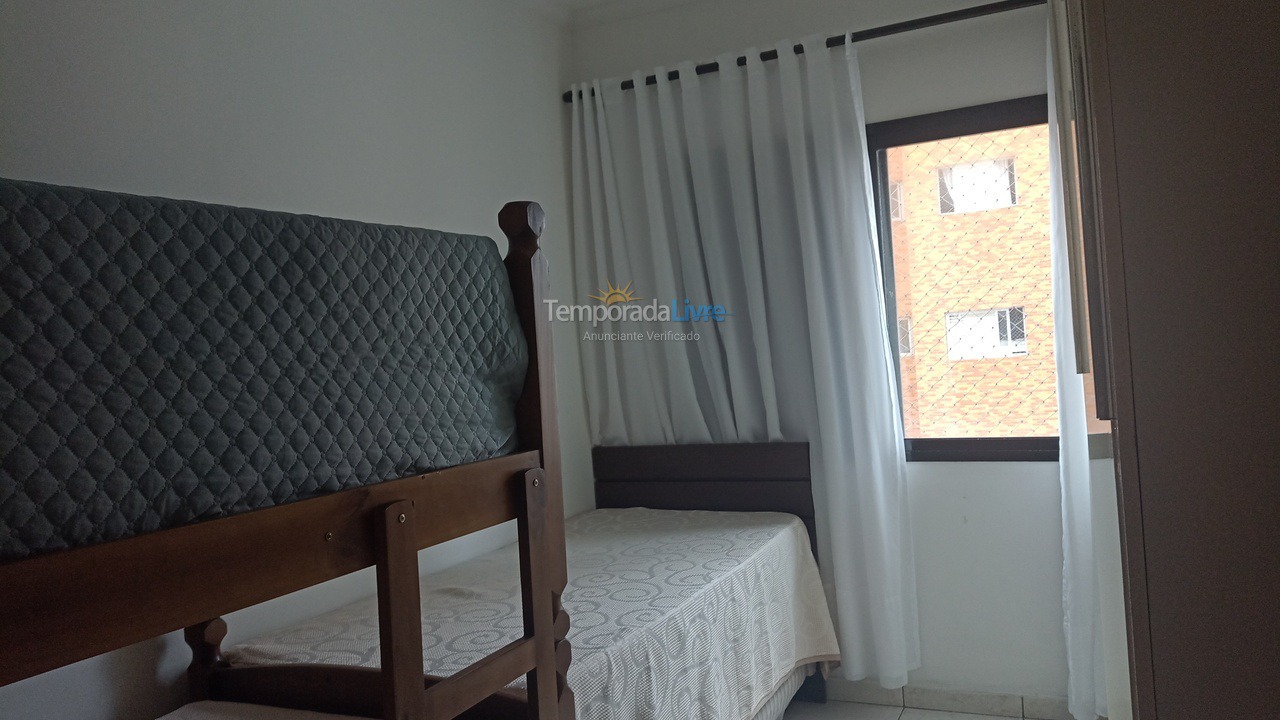 Apartamento para aluguel de temporada em Praia Grande (Vila Tupi)