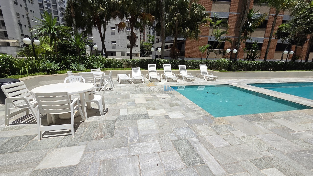 Apartment for vacation rental in Guarujá (Pitangueiras)