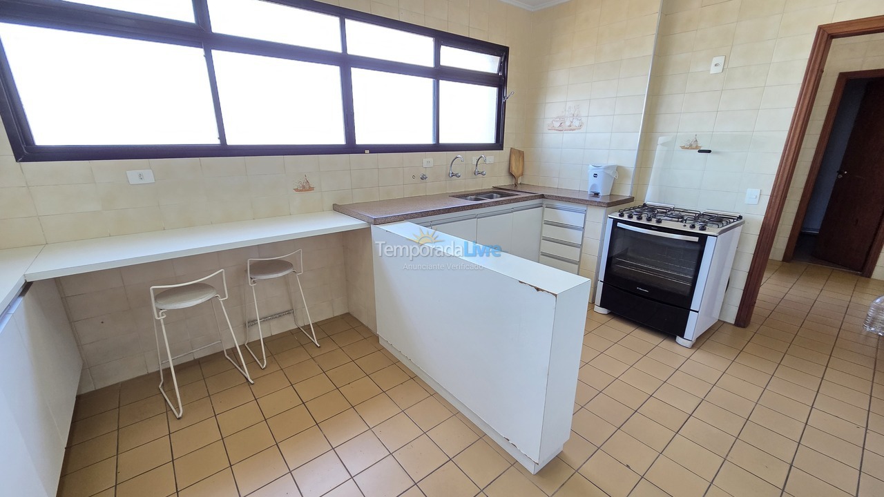 Apartment for vacation rental in Guarujá (Pitangueiras)