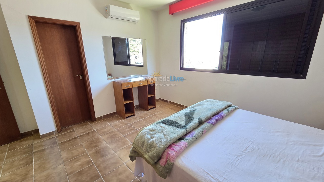 Apartment for vacation rental in Guarujá (Pitangueiras)