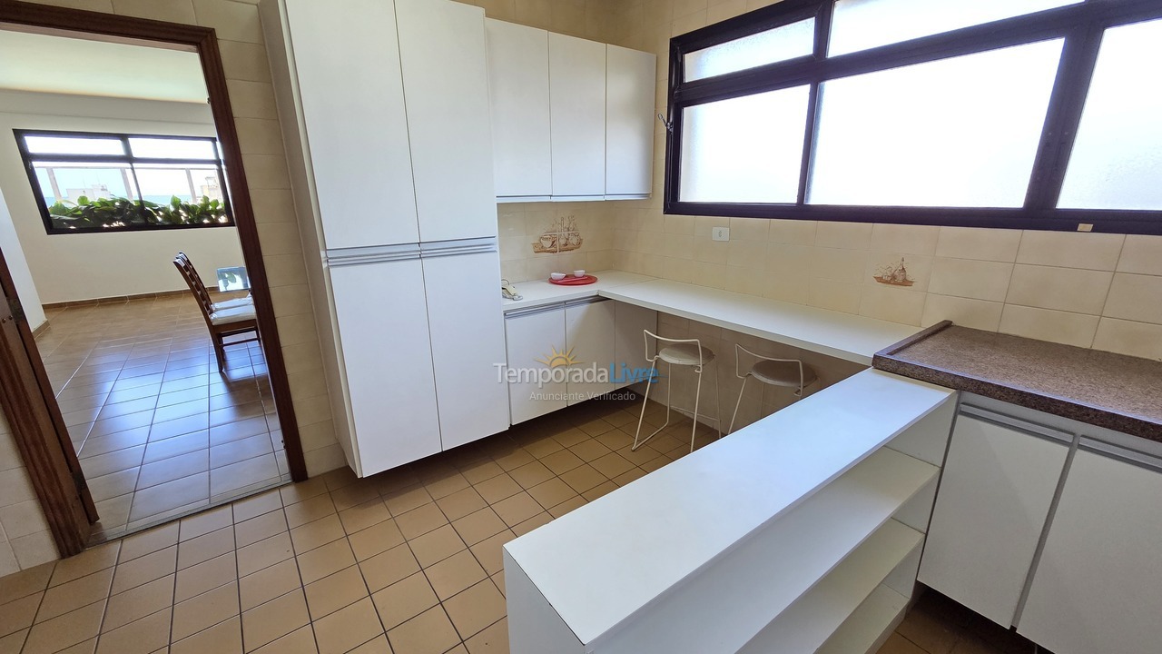 Apartment for vacation rental in Guarujá (Pitangueiras)