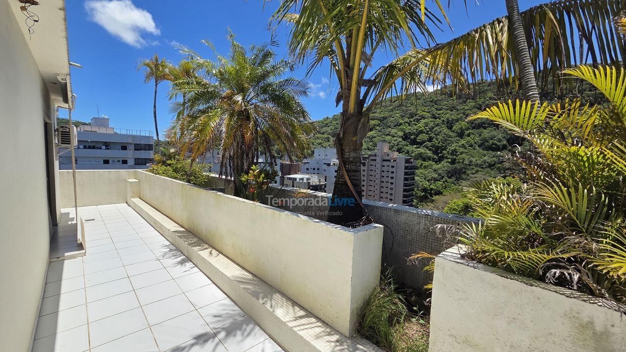 Apartment for vacation rental in Guarujá (Pitangueiras)