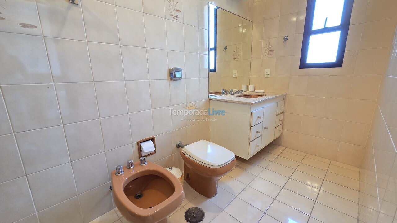 Apartment for vacation rental in Guarujá (Pitangueiras)