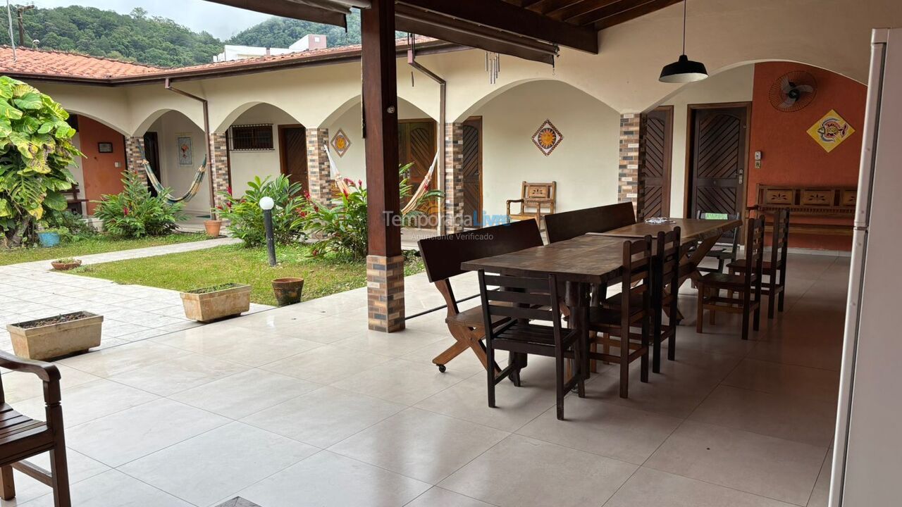 House for vacation rental in Ubatuba (Toninhas)
