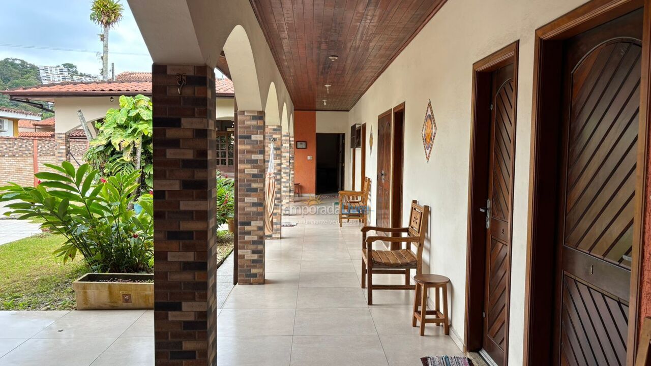 House for vacation rental in Ubatuba (Toninhas)