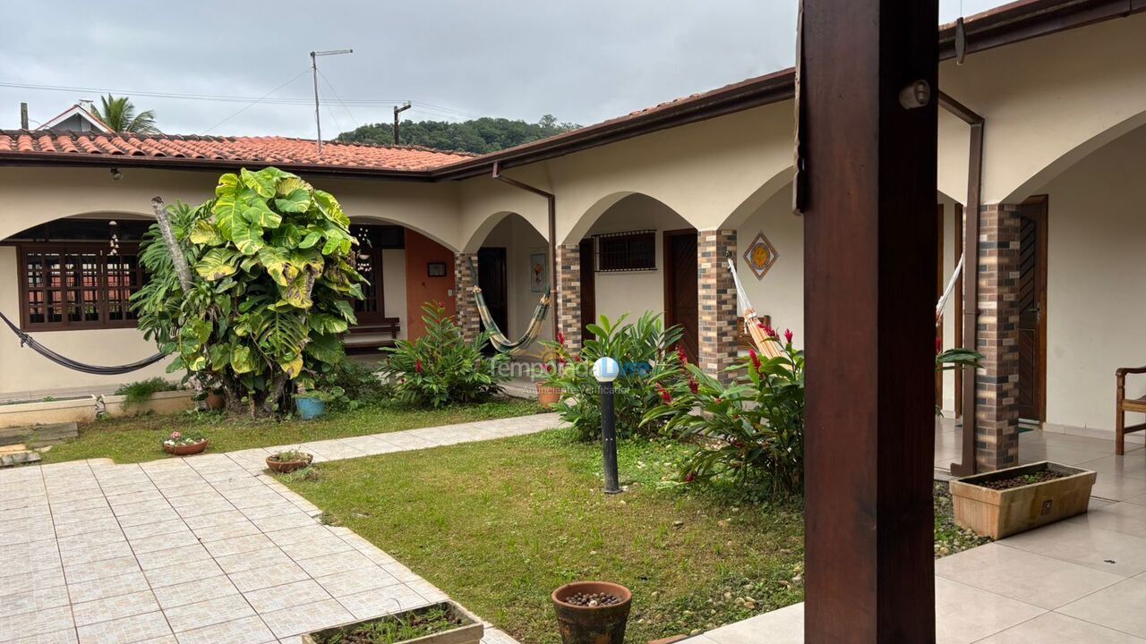 House for vacation rental in Ubatuba (Toninhas)