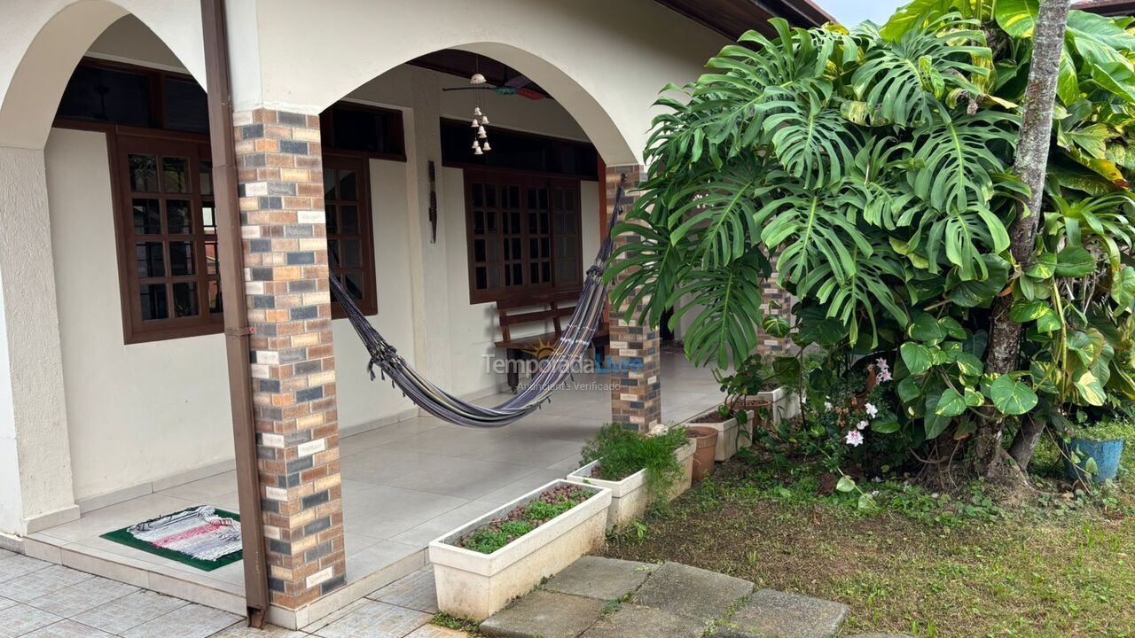 House for vacation rental in Ubatuba (Toninhas)