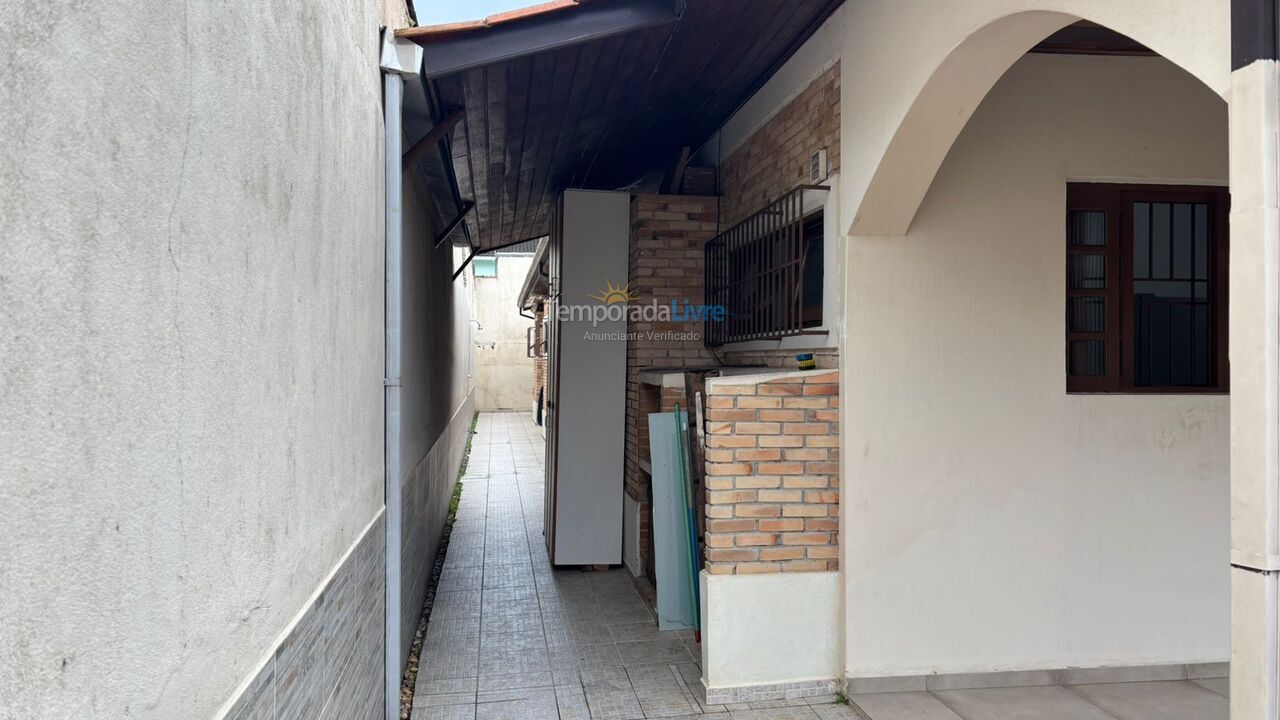 House for vacation rental in Ubatuba (Toninhas)