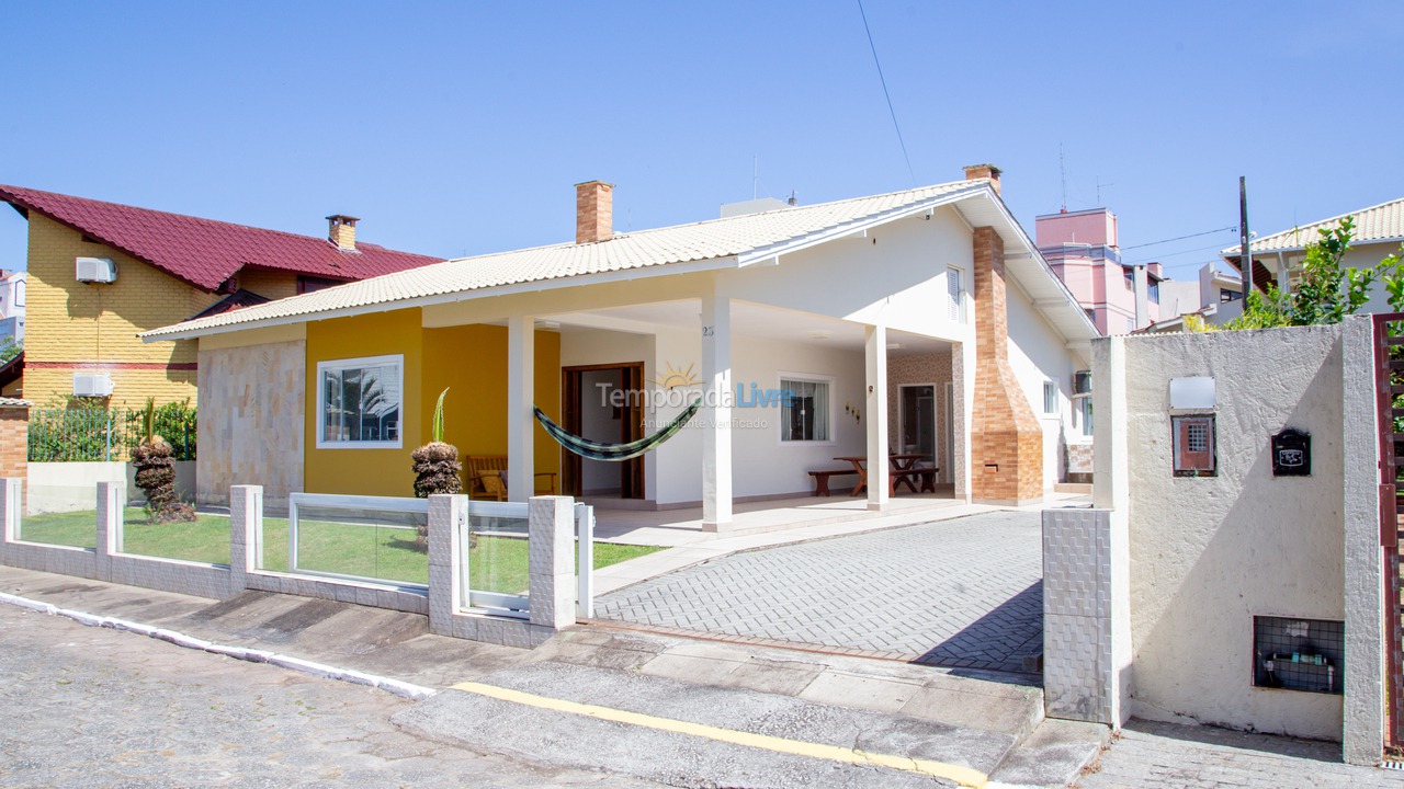 Casa para alquiler de vacaciones em Florianopolis (Praia dos Ingleses)