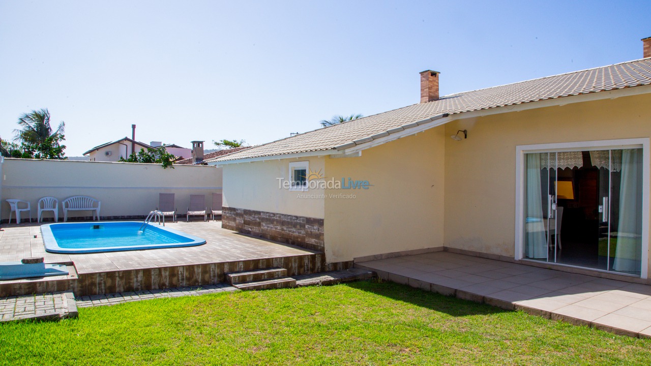 Casa para alquiler de vacaciones em Florianopolis (Praia dos Ingleses)