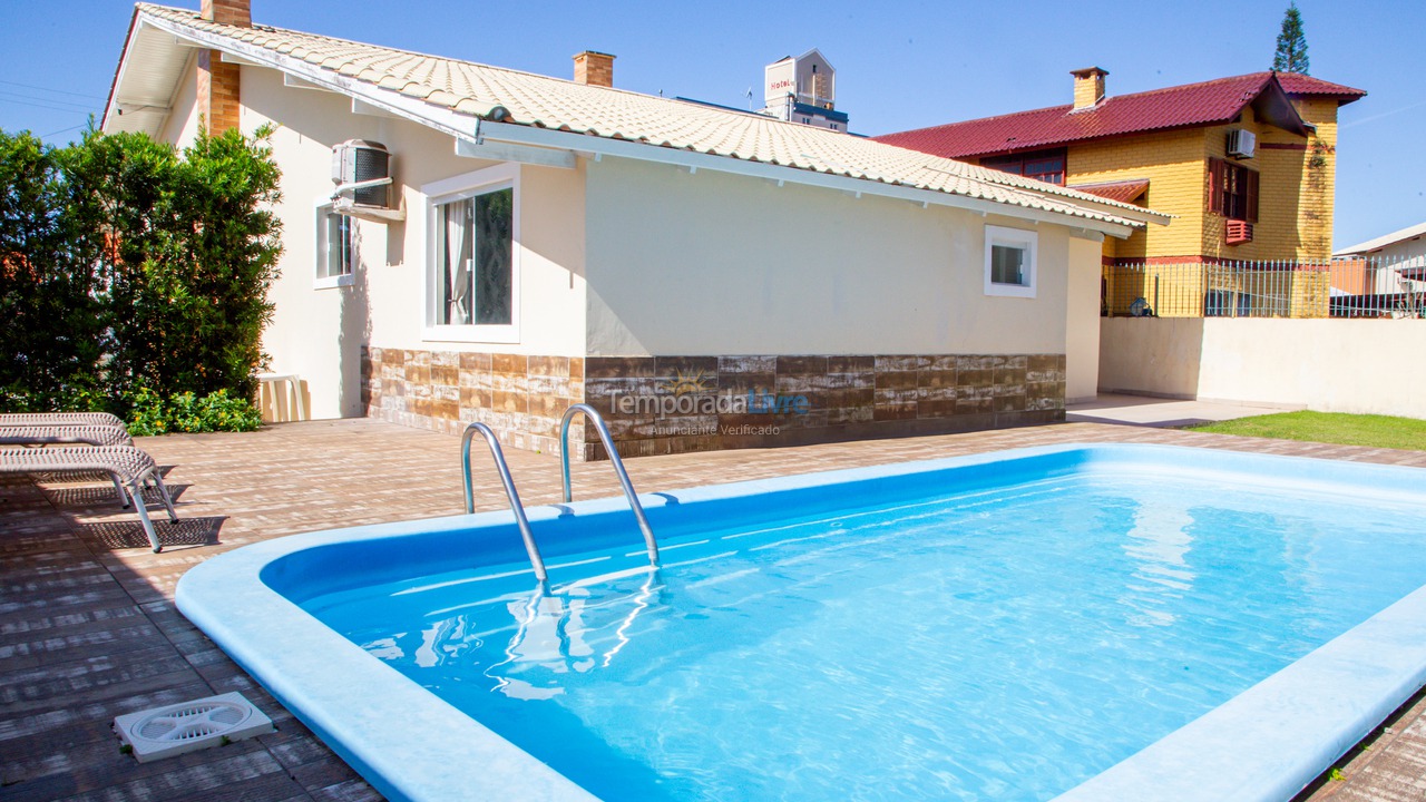 Casa para alquiler de vacaciones em Florianopolis (Praia dos Ingleses)