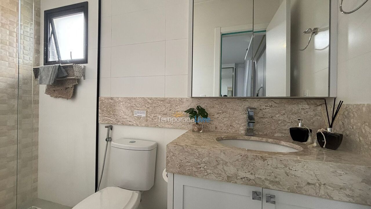 Apartment for vacation rental in Bombinhas (Canto Grande)