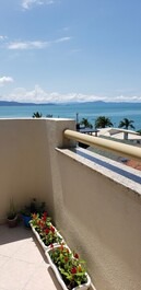 Apartment with Beautiful Ocean View-2 Dorm/1Suite-Garage-50m sea