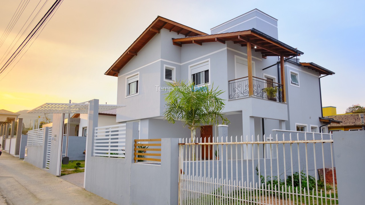 Casa para alquiler de vacaciones em Florianópolis (Novo Campeche)