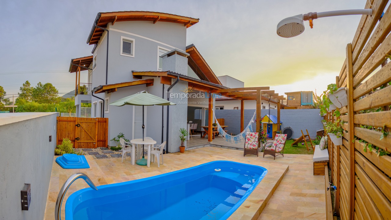 Casa para alquiler de vacaciones em Florianópolis (Novo Campeche)