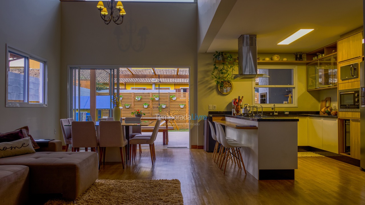 Casa para alquiler de vacaciones em Florianópolis (Novo Campeche)