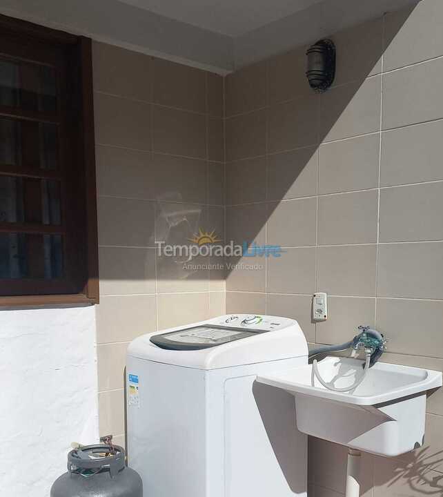 House for vacation rental in Garopaba (Morrinhos)