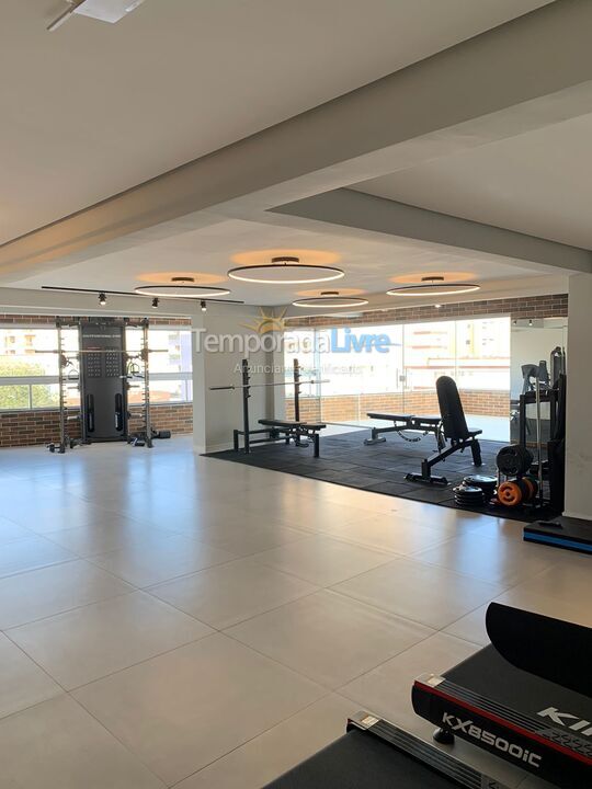 Apartamento para aluguel de temporada em Praia Grande (Praia do Caiçara)