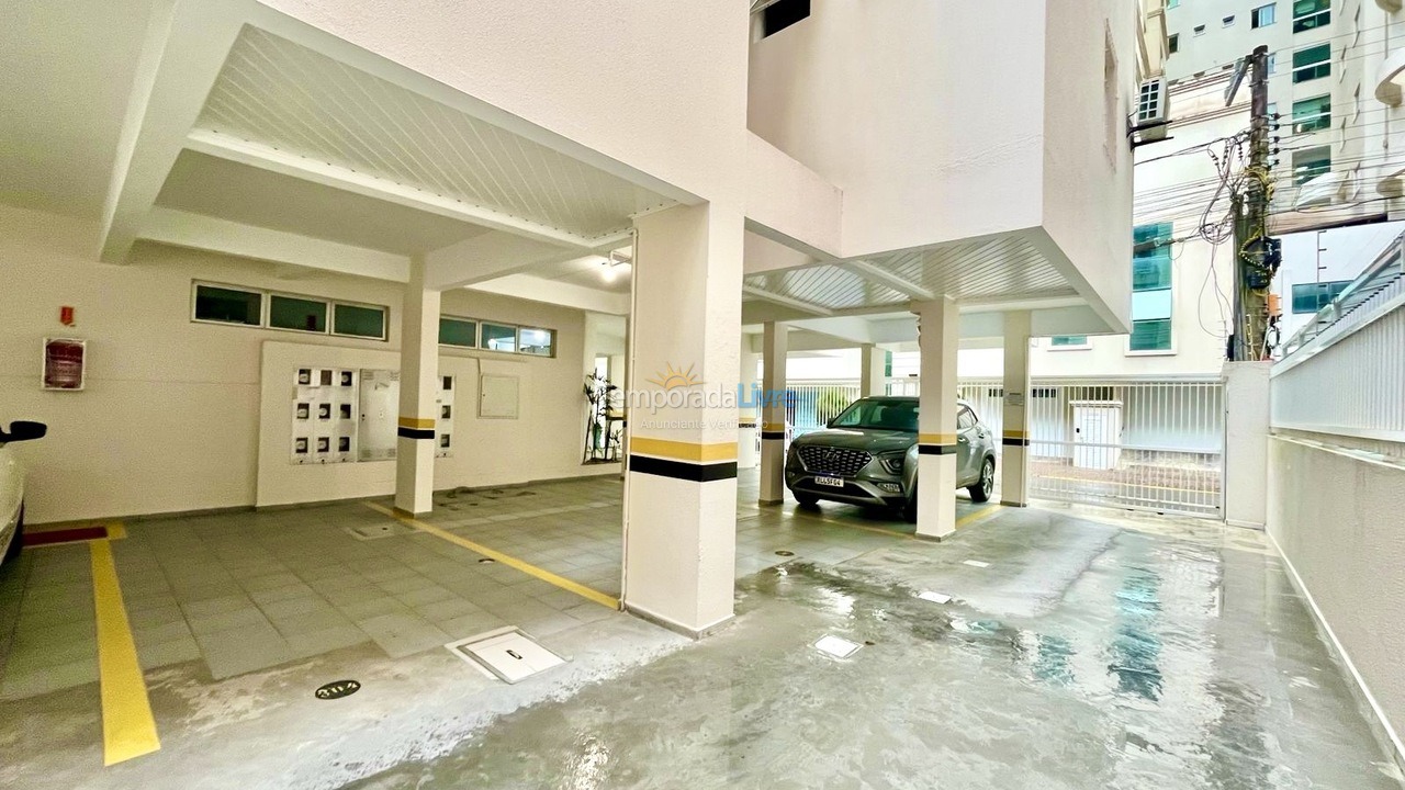 Apartment for vacation rental in Itapema (Meia Praia)