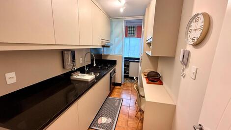 Temporada Ed. Aconcágua: 2 quartos // quadra mar // ar condicionado