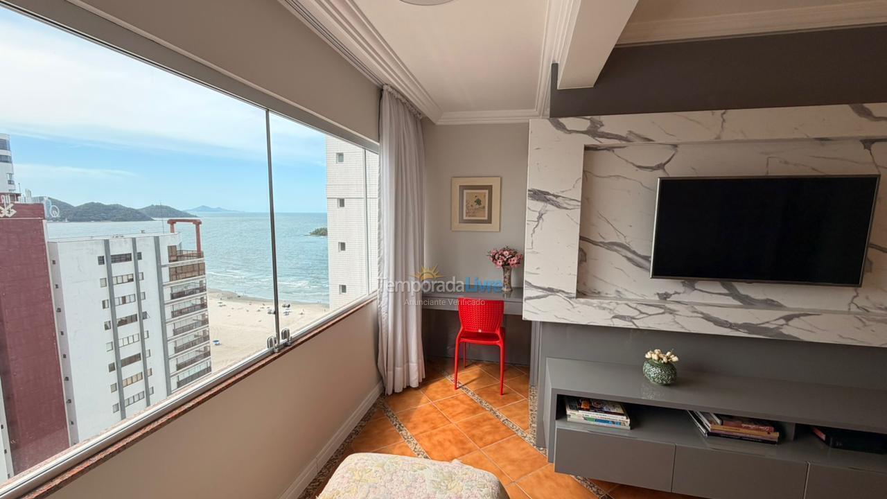 Apartamento para aluguel de temporada em Balneário Camboriú (Praia Central)