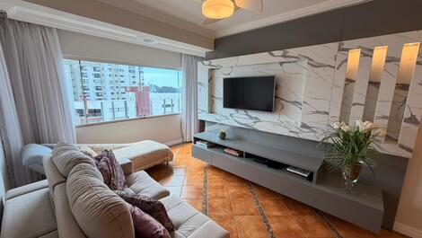 Temporada Ed. Aconcágua: 2 quartos // quadra mar // ar condicionado