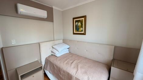 Temporada Ed. Aconcágua: 2 quartos // quadra mar // ar condicionado