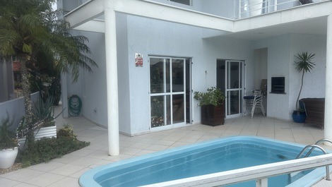 Casa para alquilar en São Francisco do Sul - Enseada