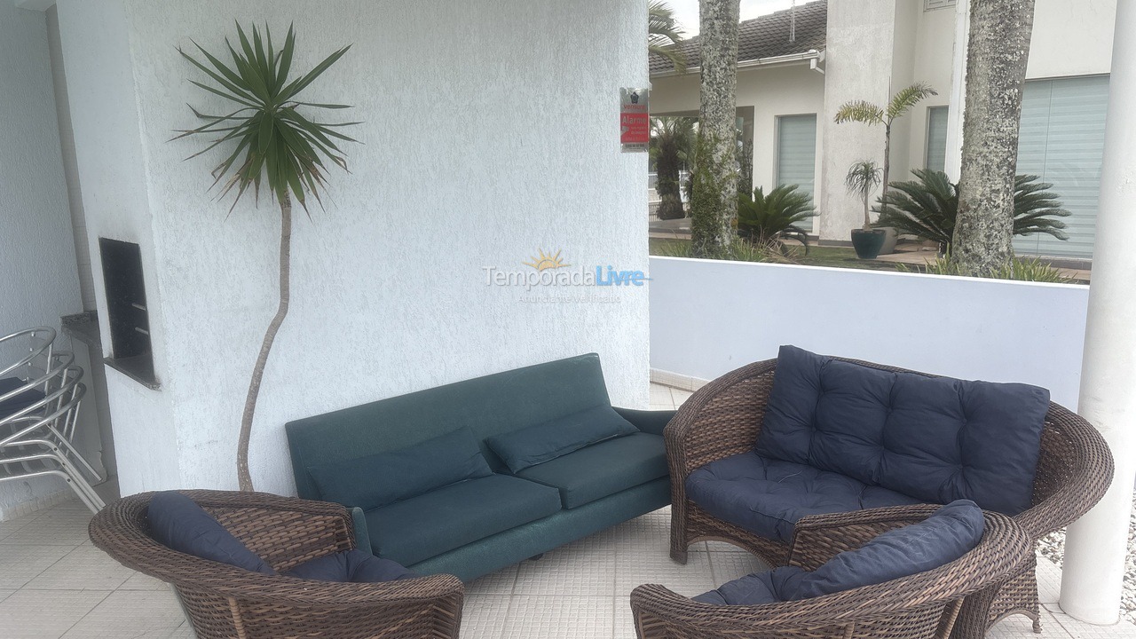 House for vacation rental in São Francisco do Sul (Enseada)