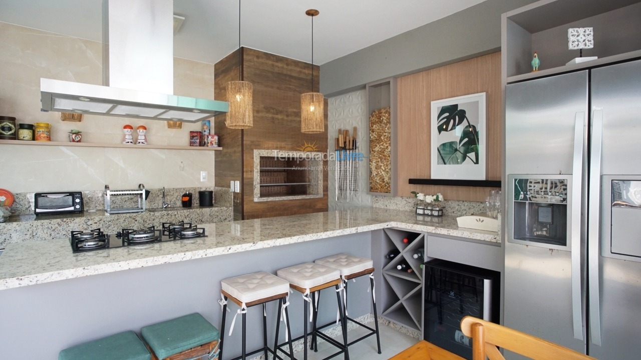 Casa para aluguel de temporada em Florianopolis (Jurerê Internacional)