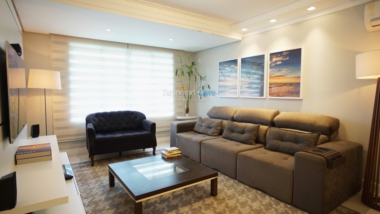 Casa para aluguel de temporada em Florianopolis (Jurerê Internacional)