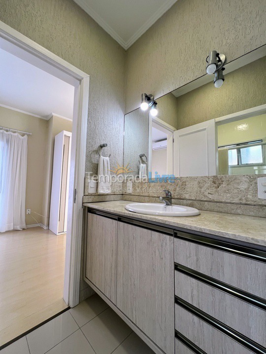 House for vacation rental in Florianopolis (Jurerê Internacional)